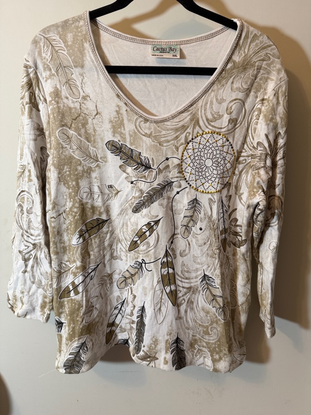 Cactus Beige Feather Print V-Neck Top